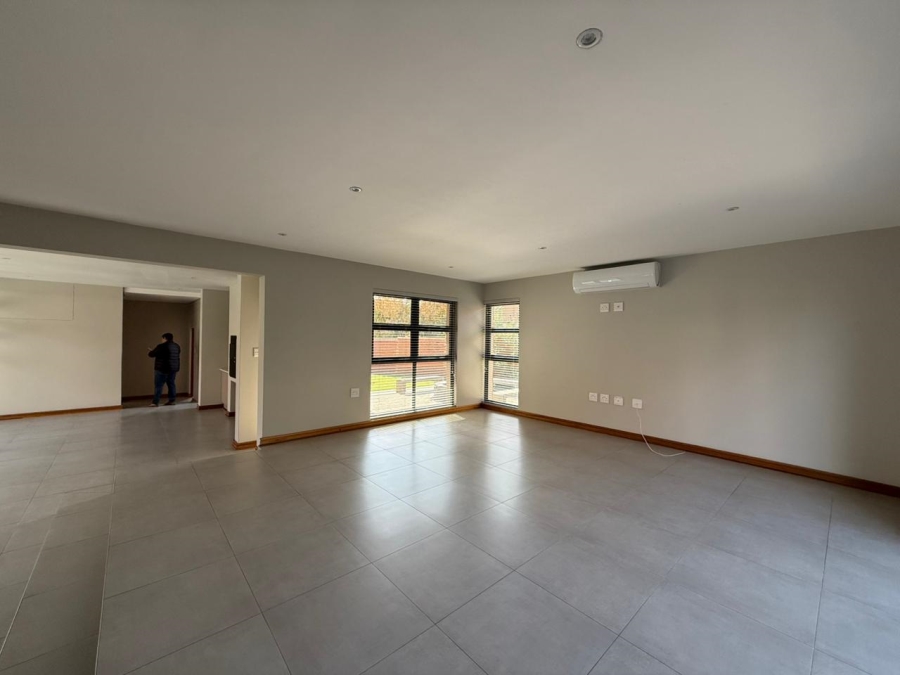 To Let 4 Bedroom Property for Rent in Wild Olive Estate Free State